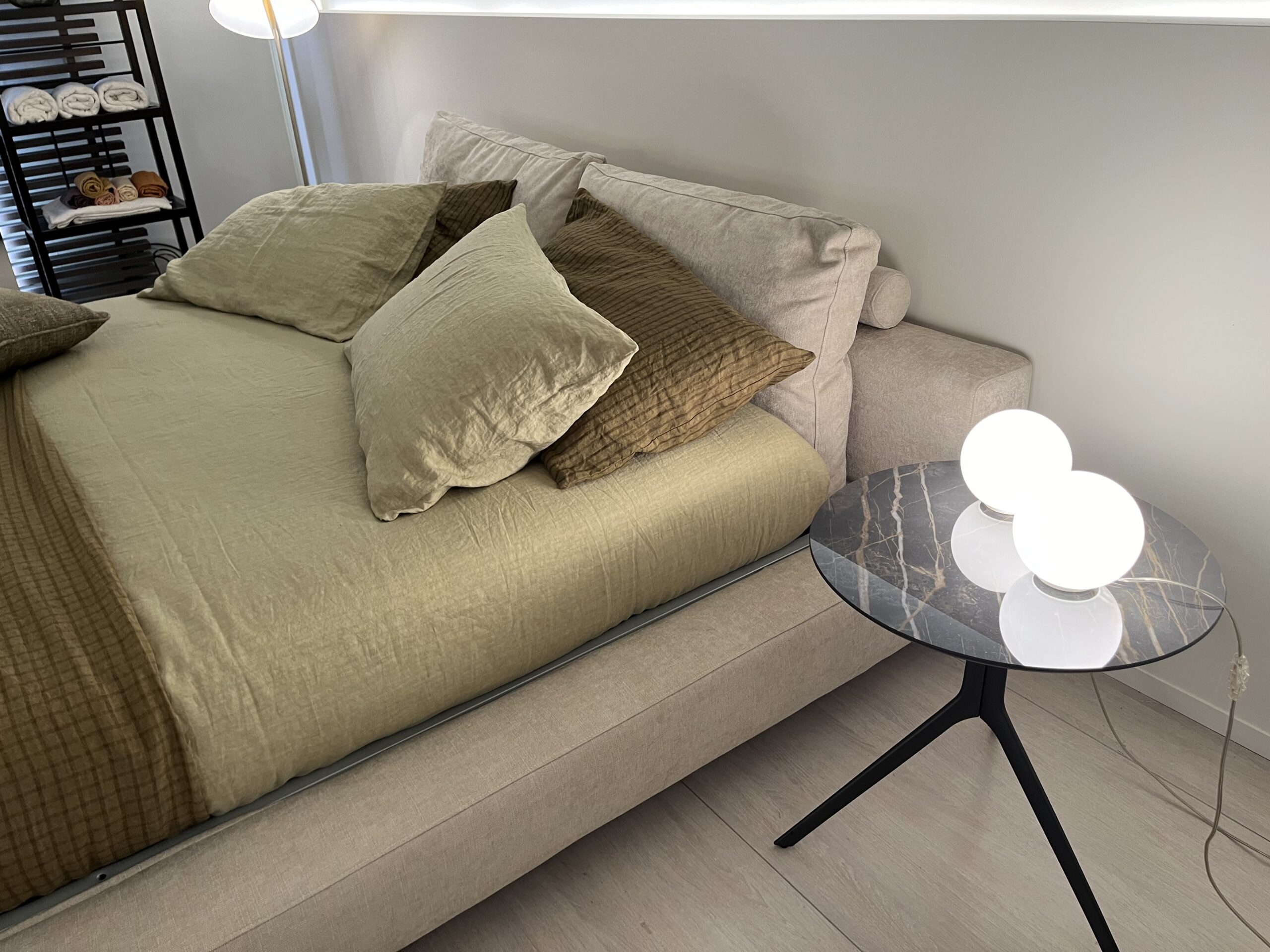 milano_como_cantù_letto_bonaldo_owen_bed_design_4