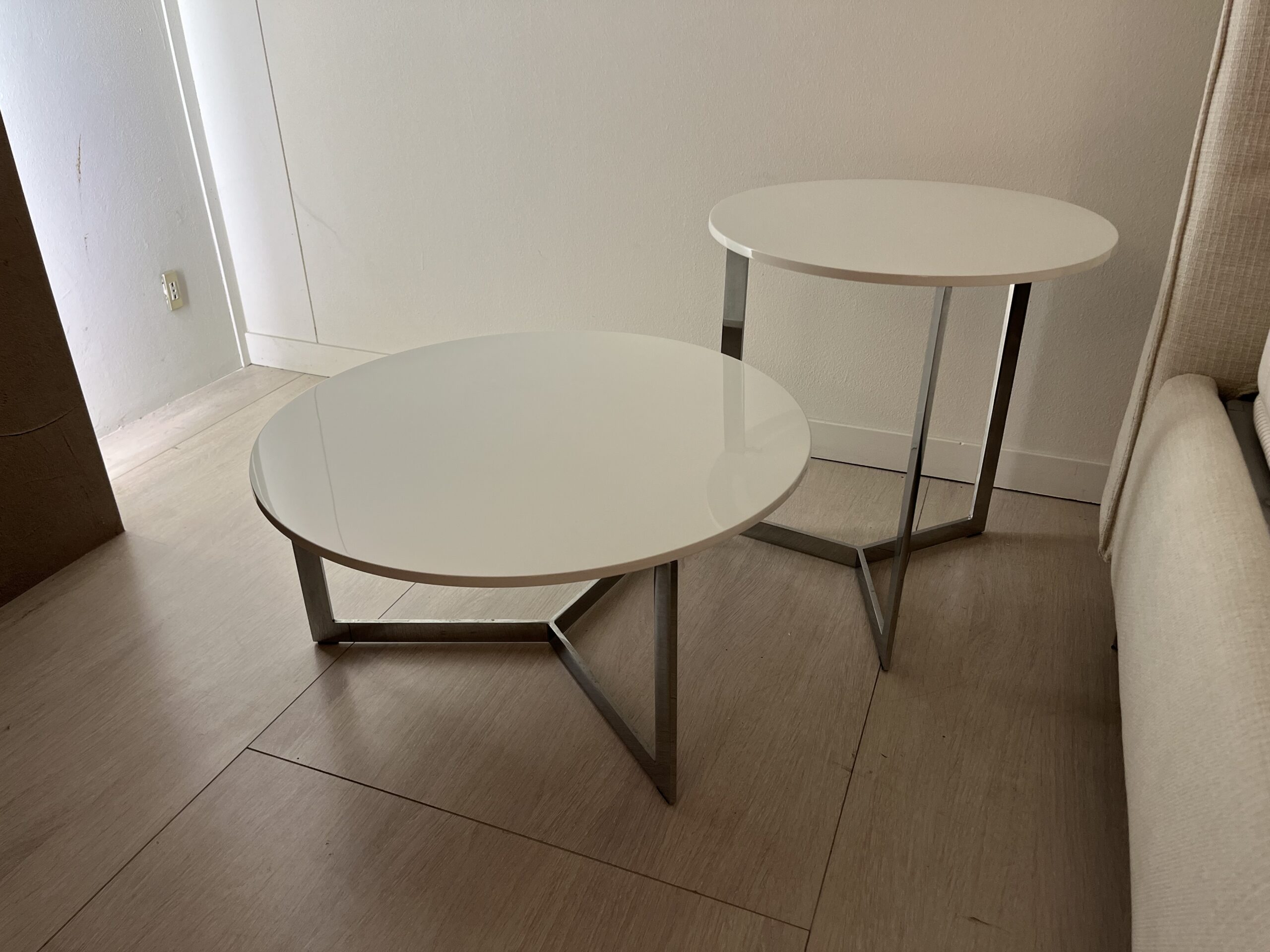 milano_como_cantù_tavolini_lema_sign_coffee_table_design_1