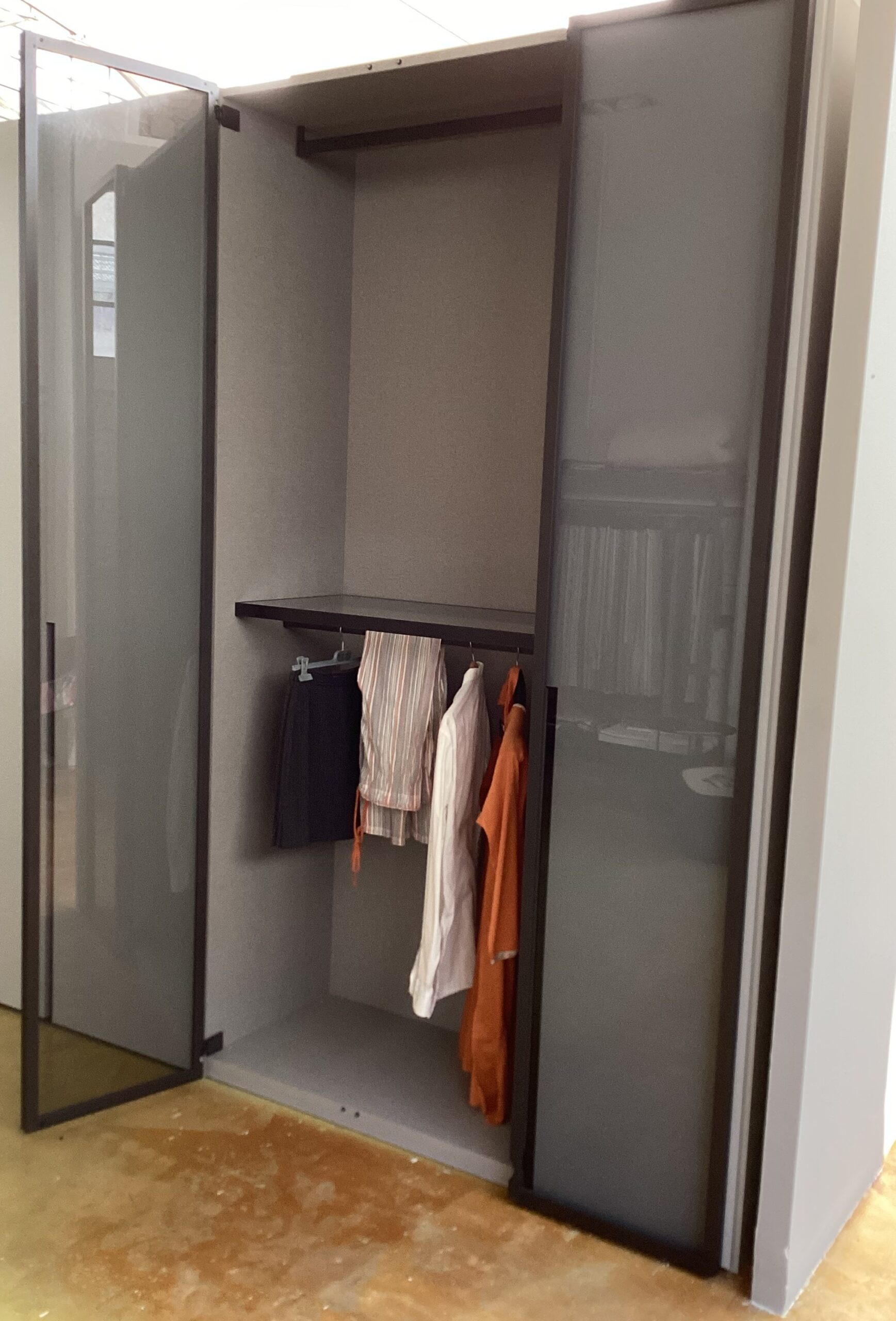 armadio-novamobili-antavetro-perry (1)