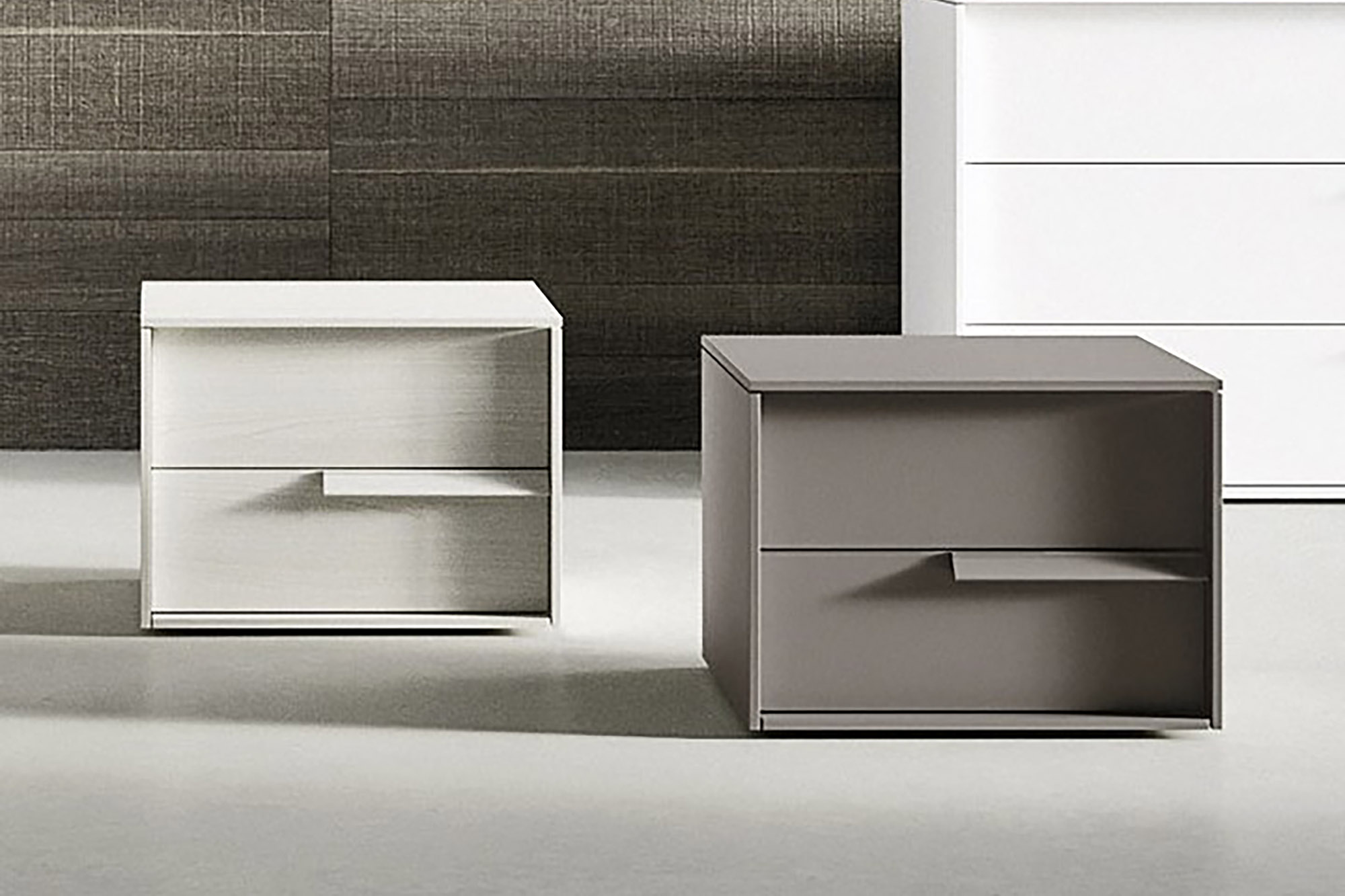 Comodino con 2 cassetti maniglia e push pull - La Casa Moderna